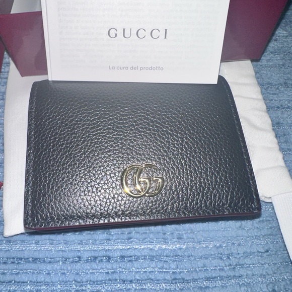 Gucci authentic Bi-color GG Marmont small wallet . Burgundy color from inside - Picture 2 of 10